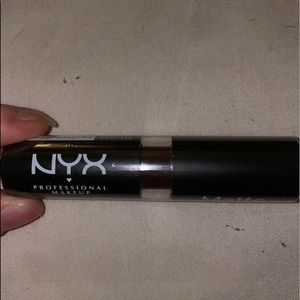 NYX matte lipstick